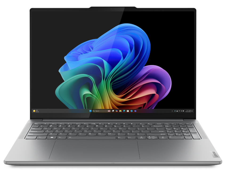 打開的 Yoga Pro 9i Gen 9 (16 吋 Intel) 的正面視圖,螢幕上顯示著 Windows Copilot